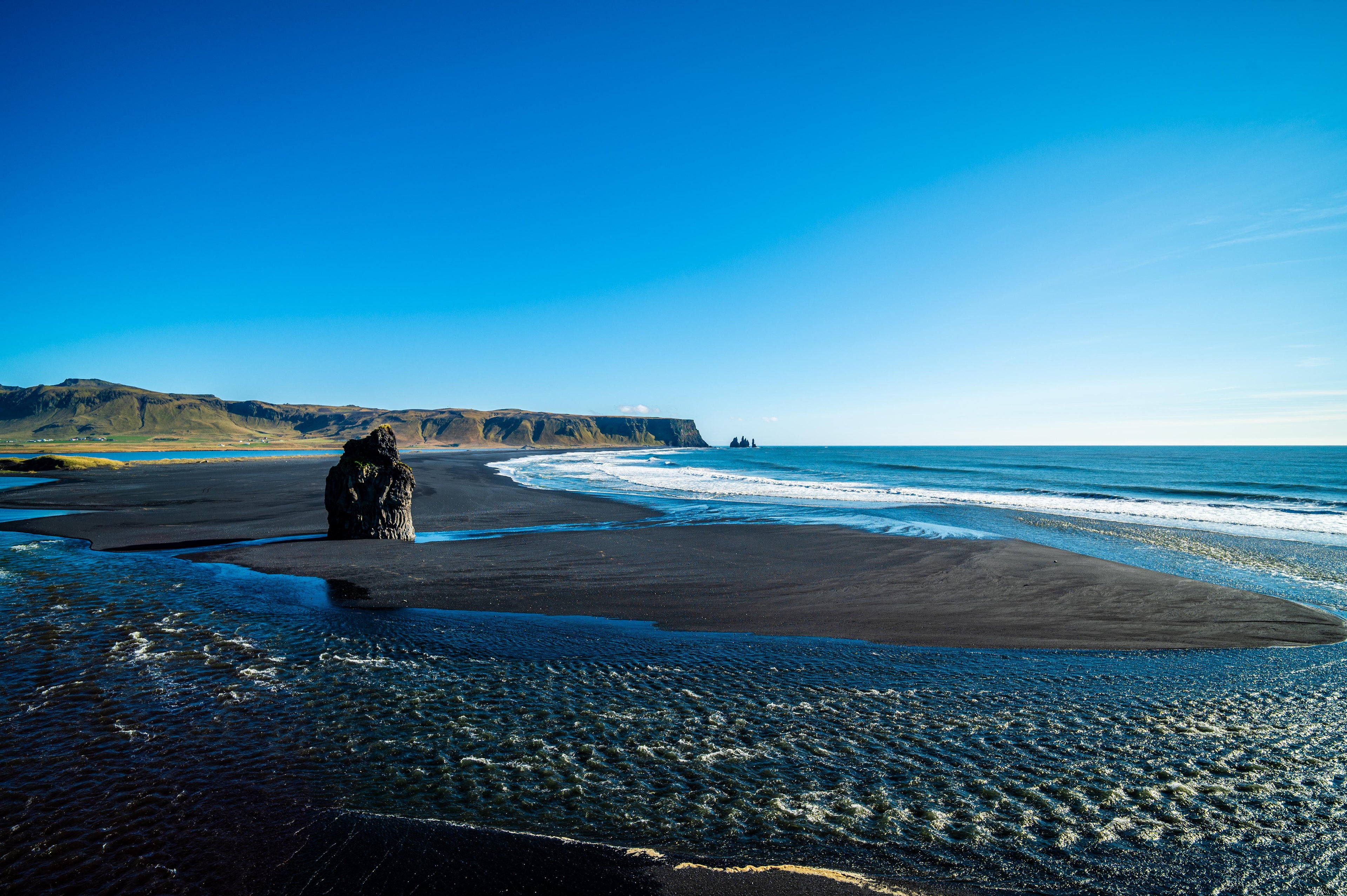 Between Earth & Oneself